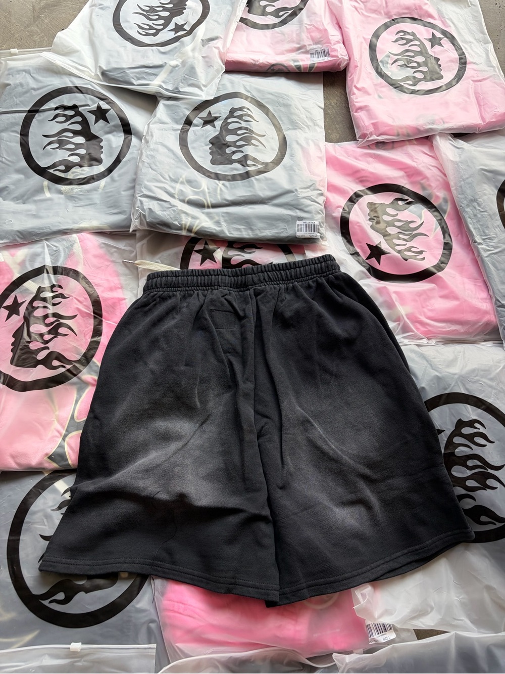 Black and Grey HellStar Shorts ⭐️ - Picture 4 of 4